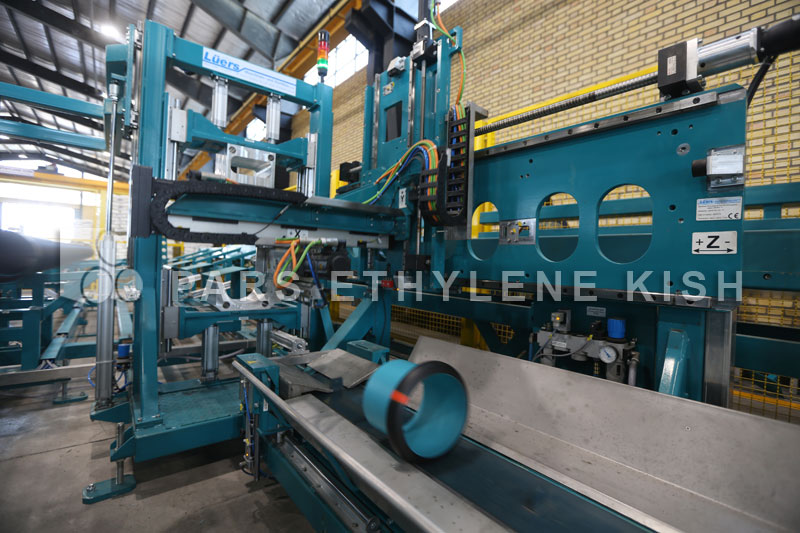 Loading machine of the raw material